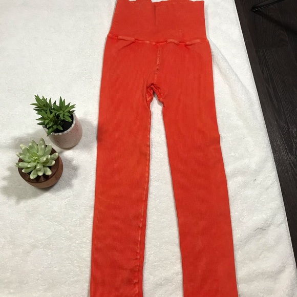 FP Movement Happiness Runs High Rise Leggings M/L - Picture 10 of 10